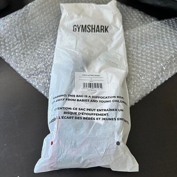 Gymshark Onyx 5.0 Men's Red and Black Lifting Socks - Picture 3 of 4